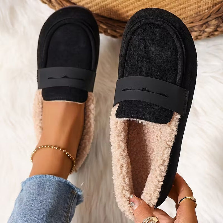 Women's lined slip-on loafers with round toes and wide front bands