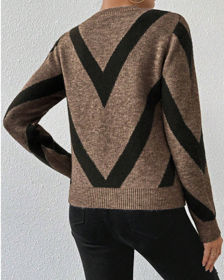 Women's geometric patterned crew neck jumper with long sleeves and ribbed trims