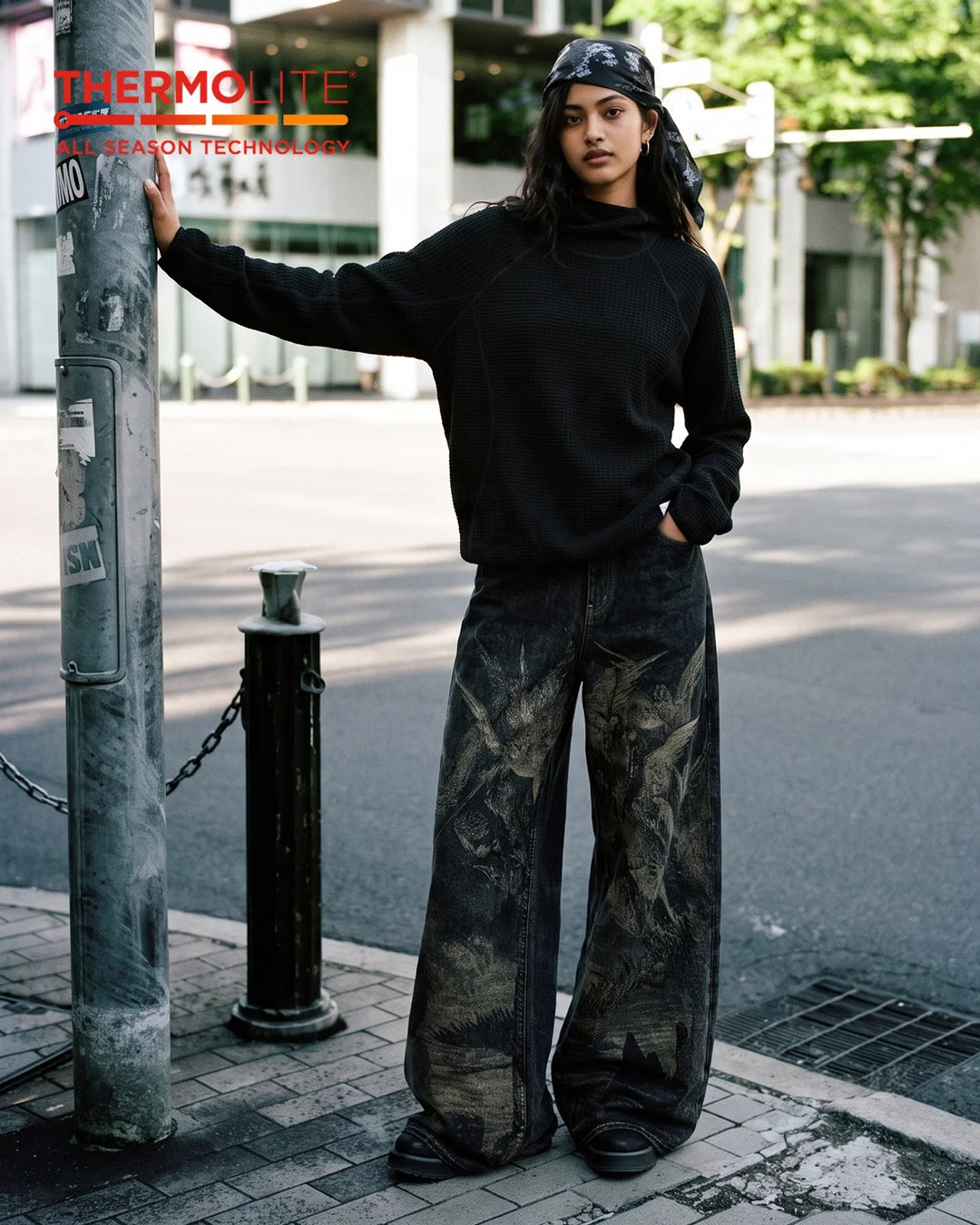 Unisex long-sleeve grid texture hoodie with attached hood and elasticated hem