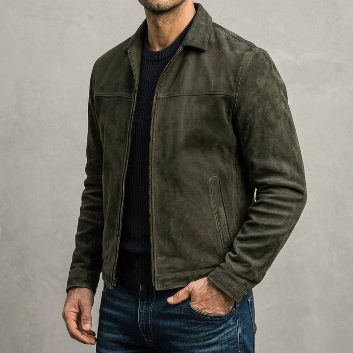 Men's collared textured jacket with long sleeves, chest pockets and front zip