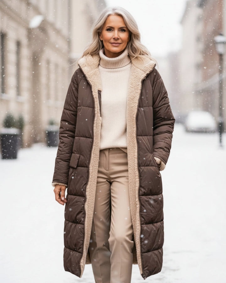 Women's long quilted hooded coat with contrasting textured lining