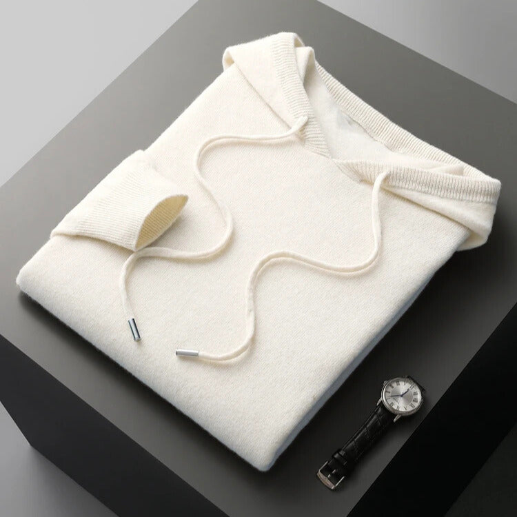 Men's plain pullover hoodie with drawstring hood and ribbed trims