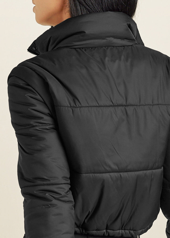 Women's black cropped quilted puffer jacket with hood and drawstring hem