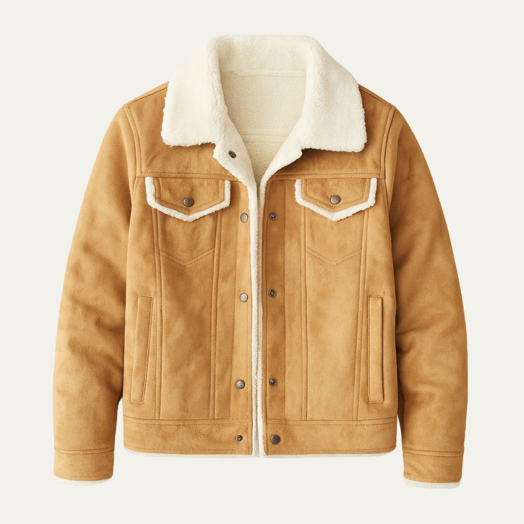 Men's sherpa lined jacket with snap fastening, long sleeves and multiple front pockets
