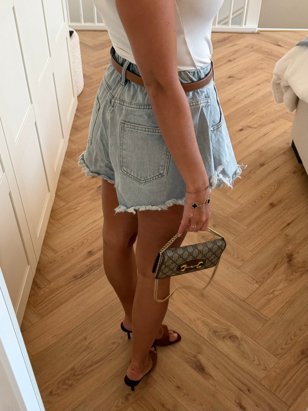 Women's mid-rise blue denim shorts