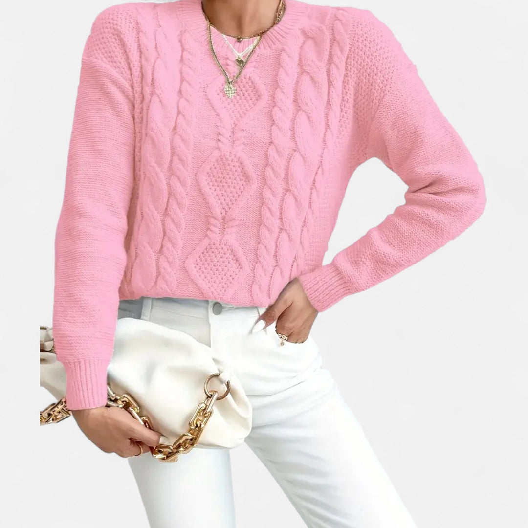 Women's textured cable knit jumper with crew neck and long sleeves