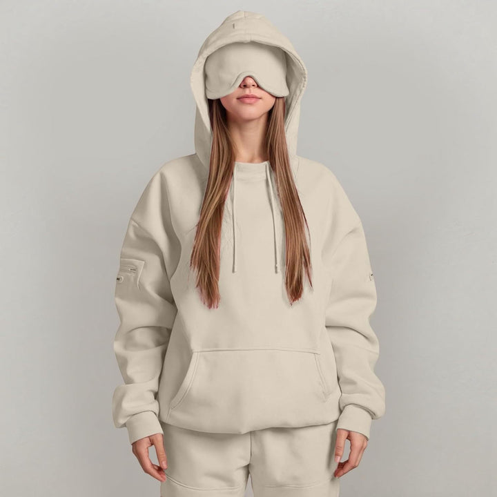 Women's hooded sweatshirt and jogger set with long sleeves and front pouch pocket