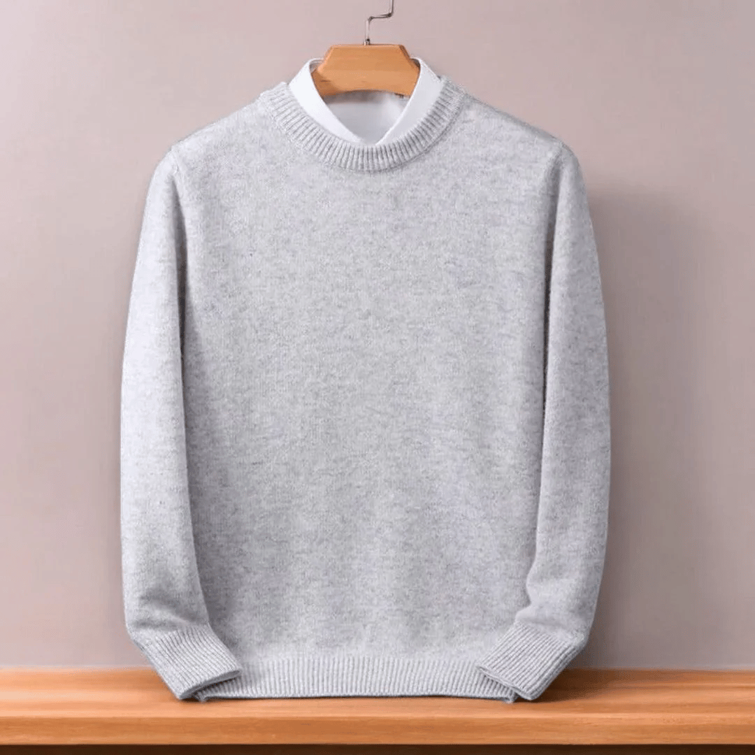 Men's oversized crew neck jumper with long sleeves and ribbed trims