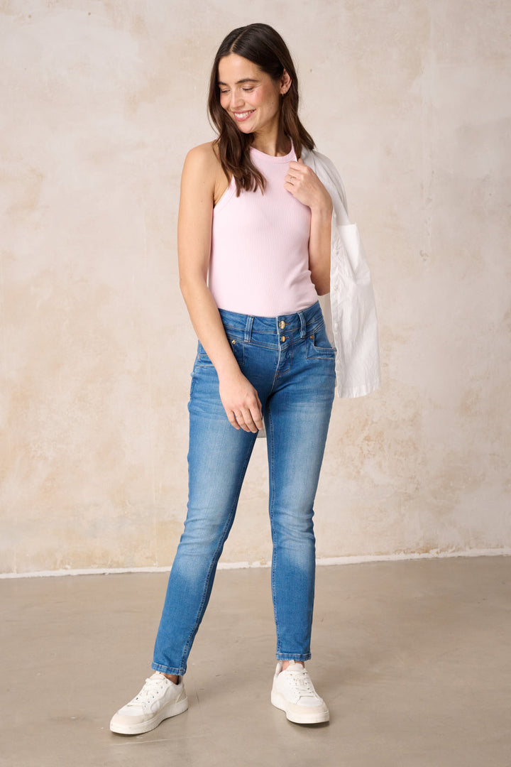Women's slim blue jeans with mid-rise waist, five pockets and ankle-length hems