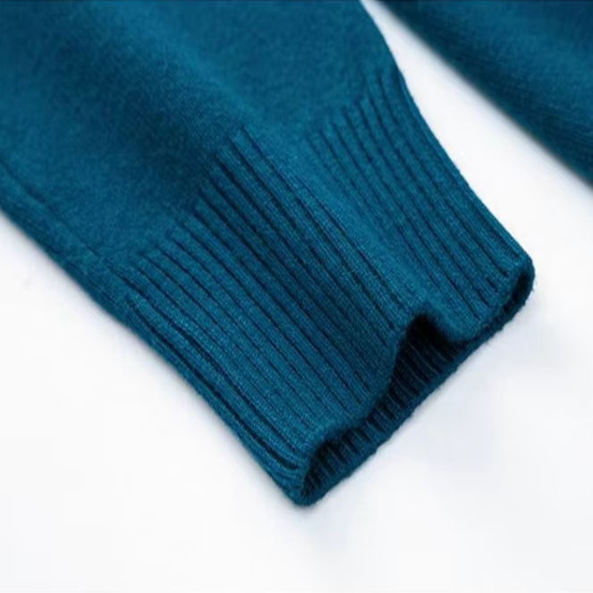 Women's plain turtleneck sweater with long sleeves