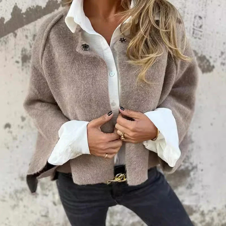 Veloura | Elegant Coat with Timeless Charm - Image 5