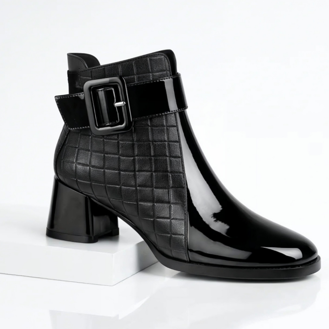 Quilted ankle boots with buckle strap and block heel