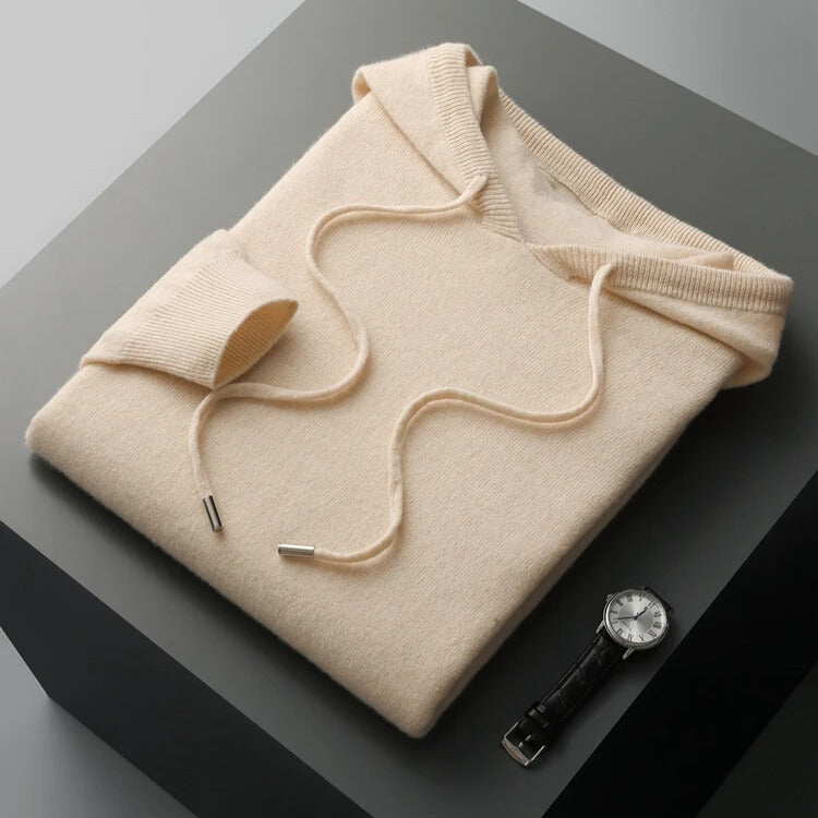 Men's plain pullover hoodie with drawstring hood and ribbed trims