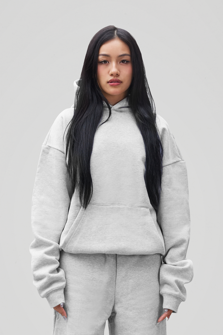 Women's grey pullover hoodie with hood, long sleeves and kangaroo pocket