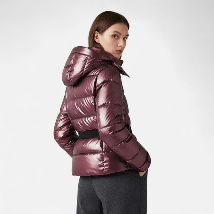 Women's quilted hooded jacket with belted waist and long sleeves