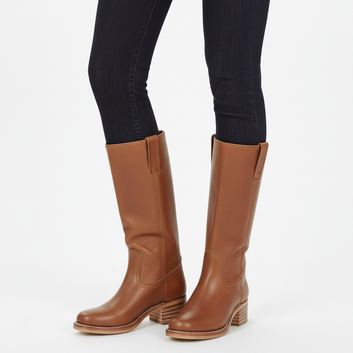 Women's knee-high boots with panelled shafts, rounded toes and block heels