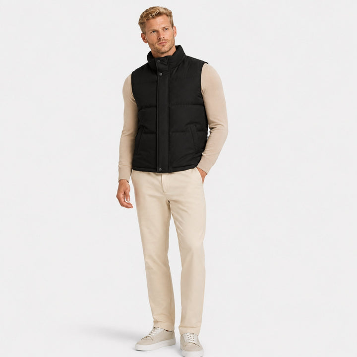 Men's quilted puffer gilet with funnel neck and front pockets