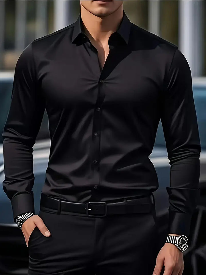 Men's slim fit long-sleeved button-up shirt with spread collar