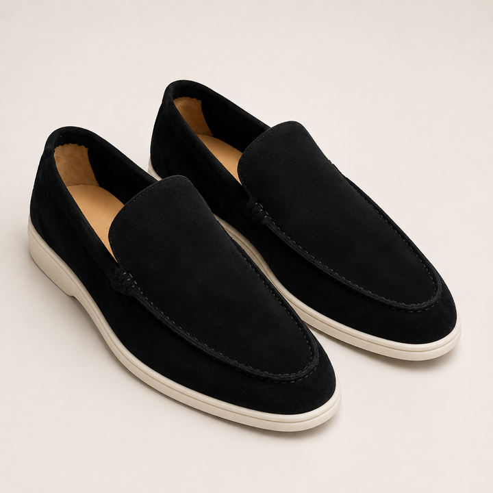 Men's round-toe slip-on loafers with flat contrasting soles