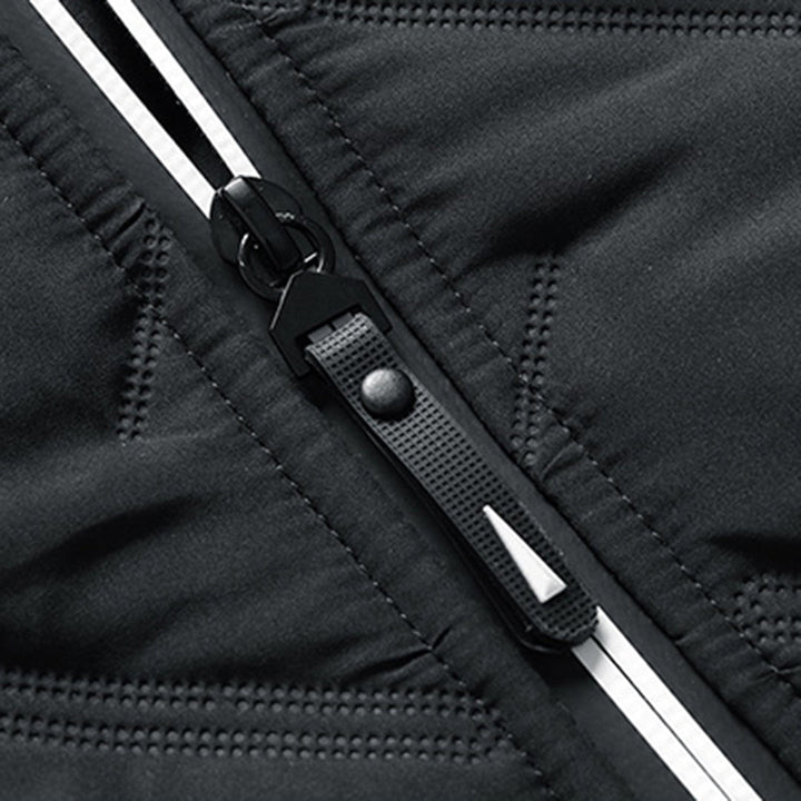 Men's quilted jacket with stand collar, geometric pattern and zipped pockets