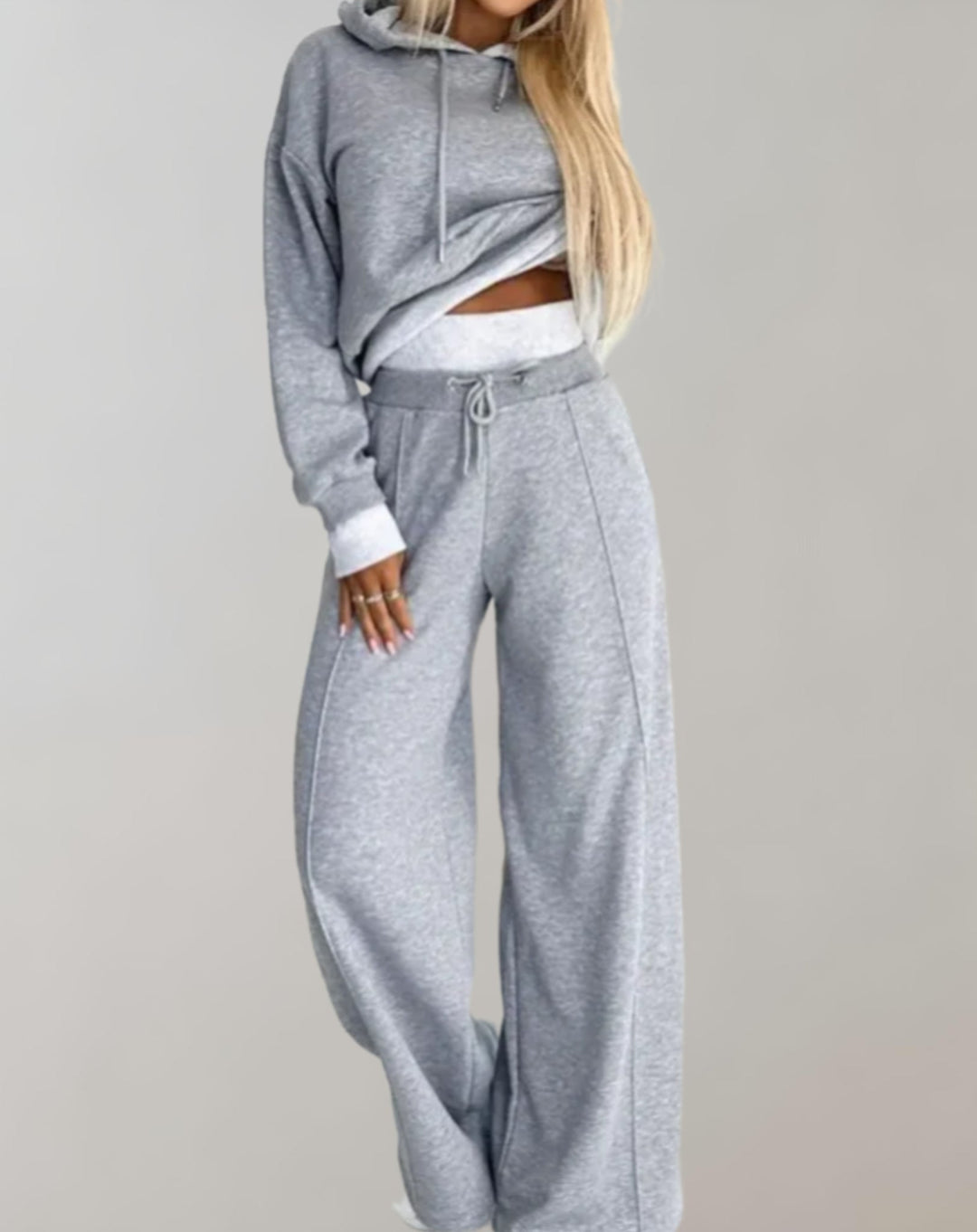 Women's cropped hooded sweatshirt and wide-leg trousers set