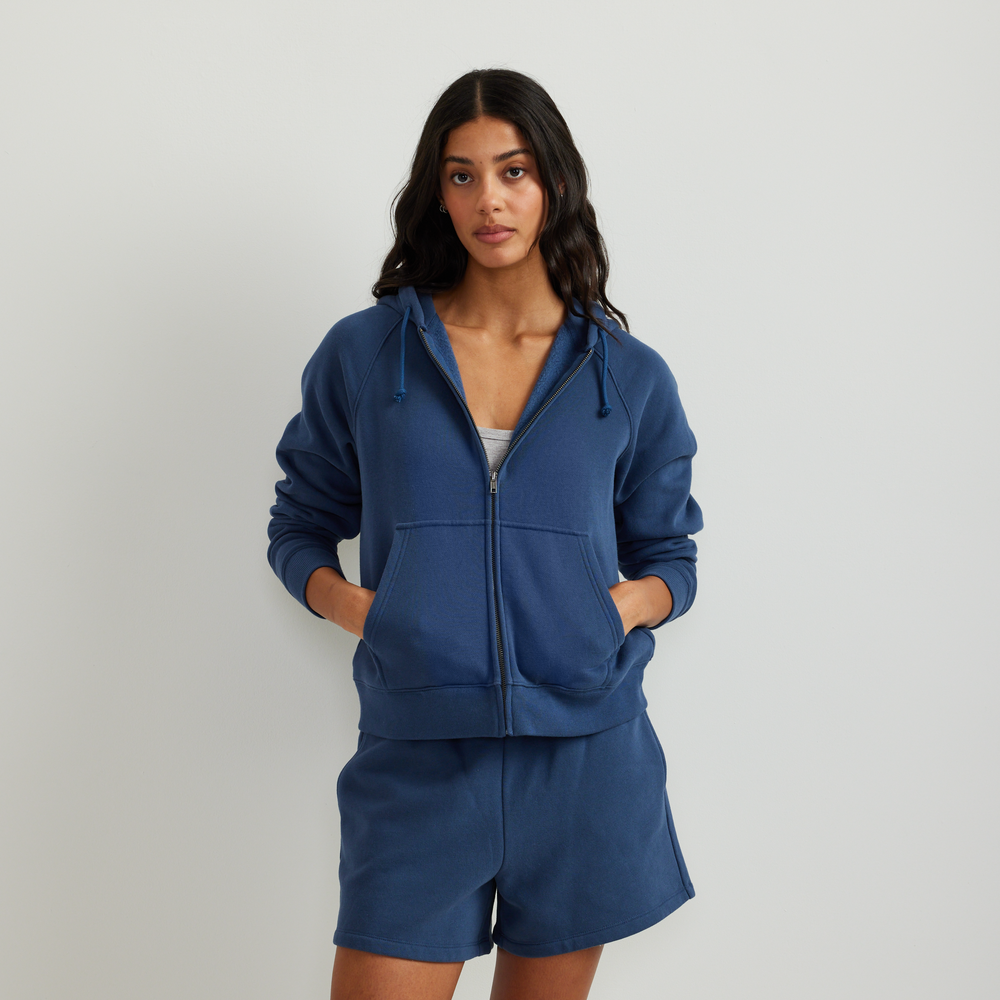 Women's full-zip hooded sweatshirt with long sleeves and front pockets