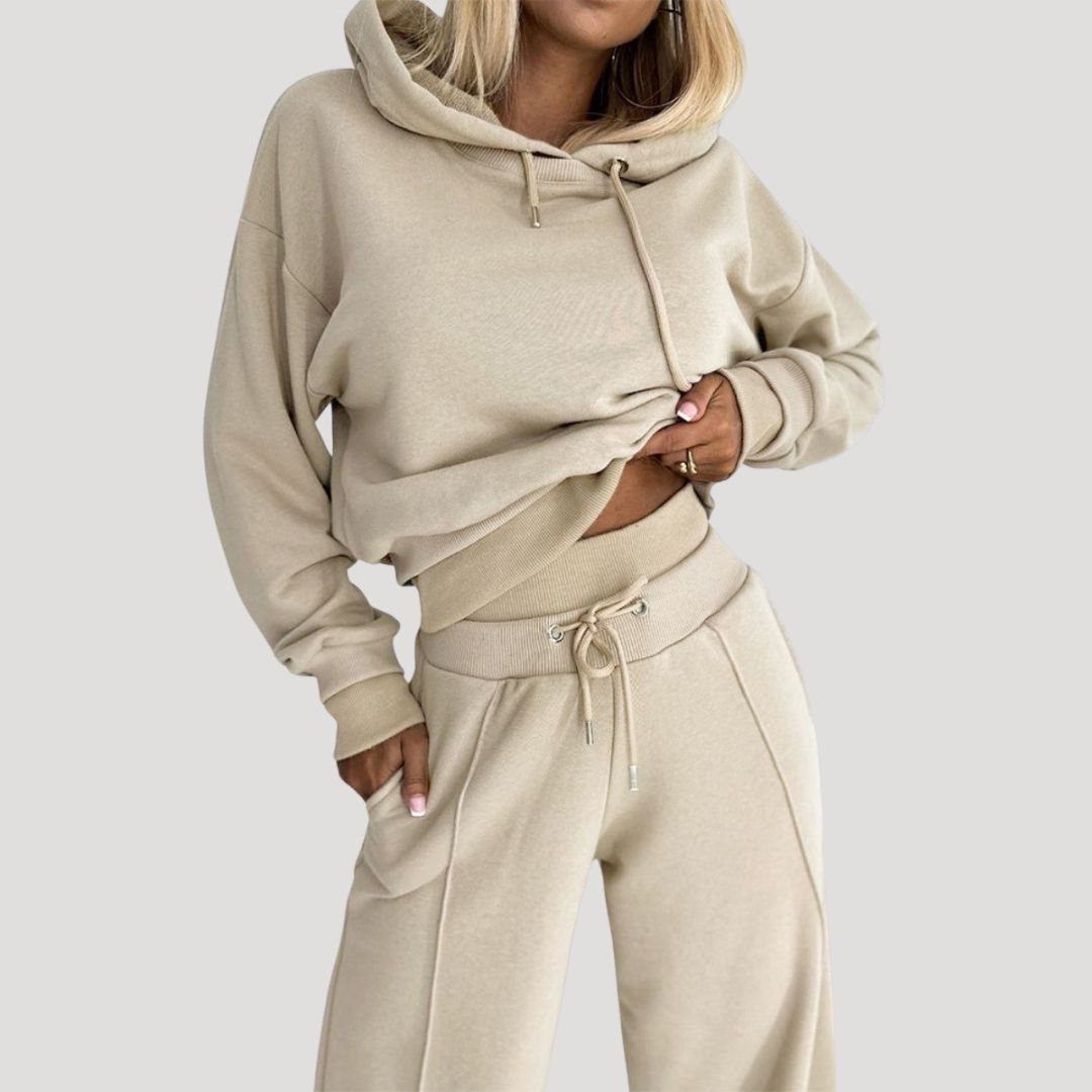Women's hooded top and wide-leg jogger outfit set