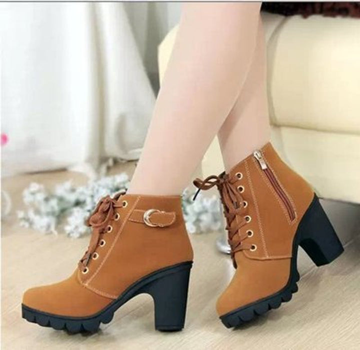 Women's lace-up ankle boots with block heels, side zips and ridged soles