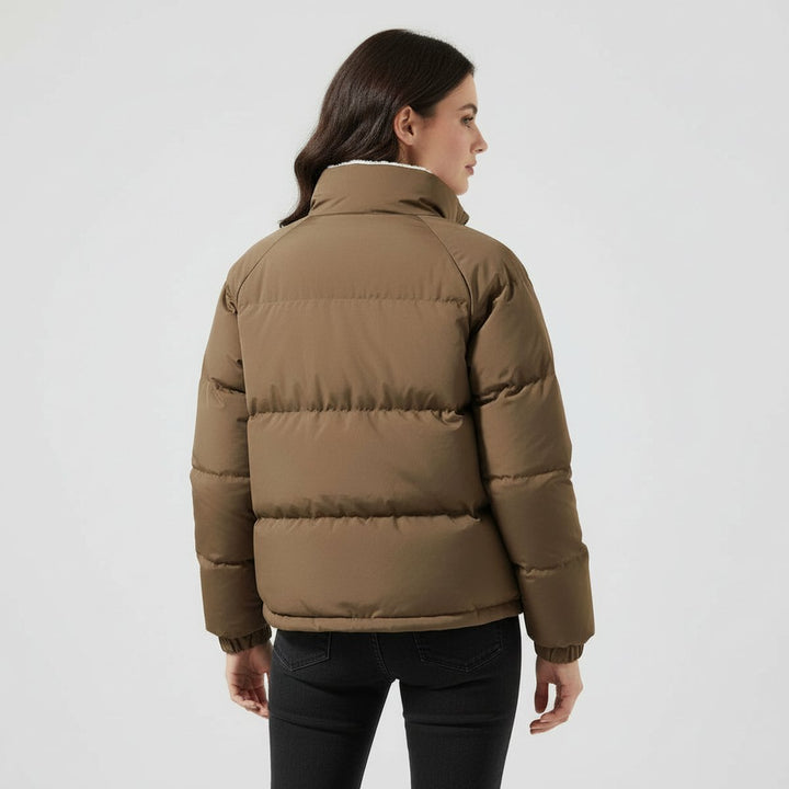 Women's quilted hooded jacket with zip fastening and contrasting lining