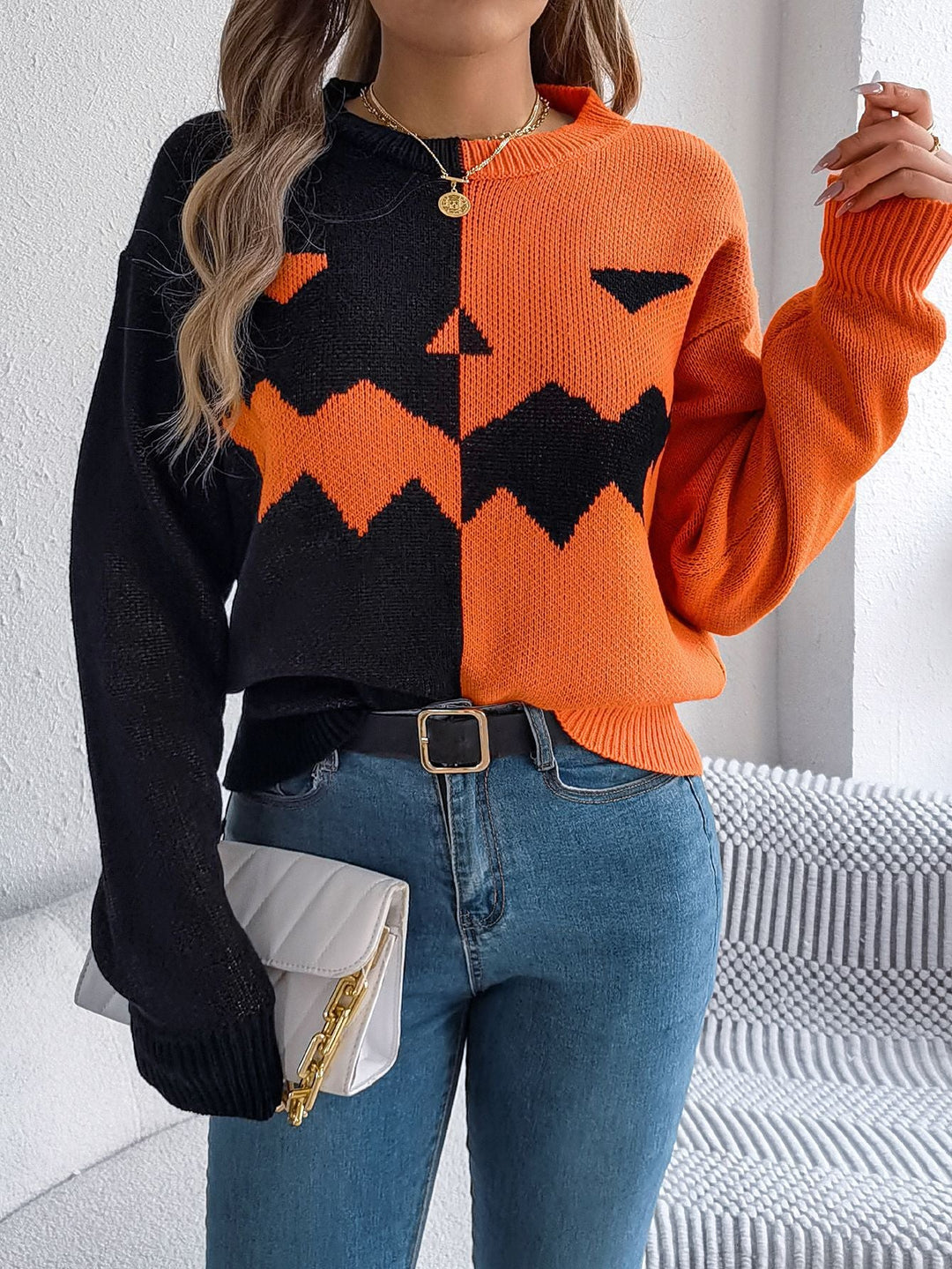 Women's geometric colour-block knitted jumper with crew neck and long sleeves