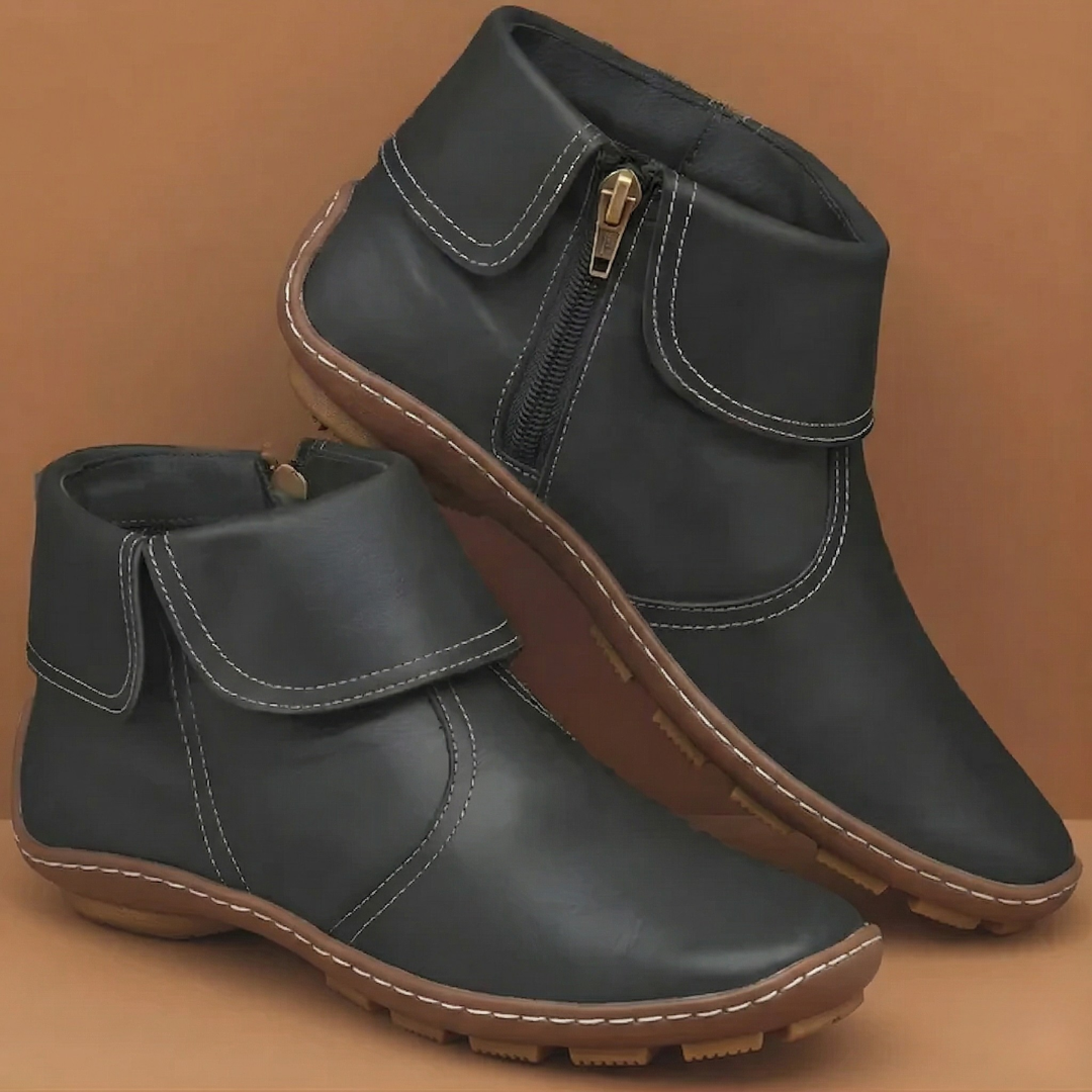Women's ankle boots with round toe, side zip and low sole