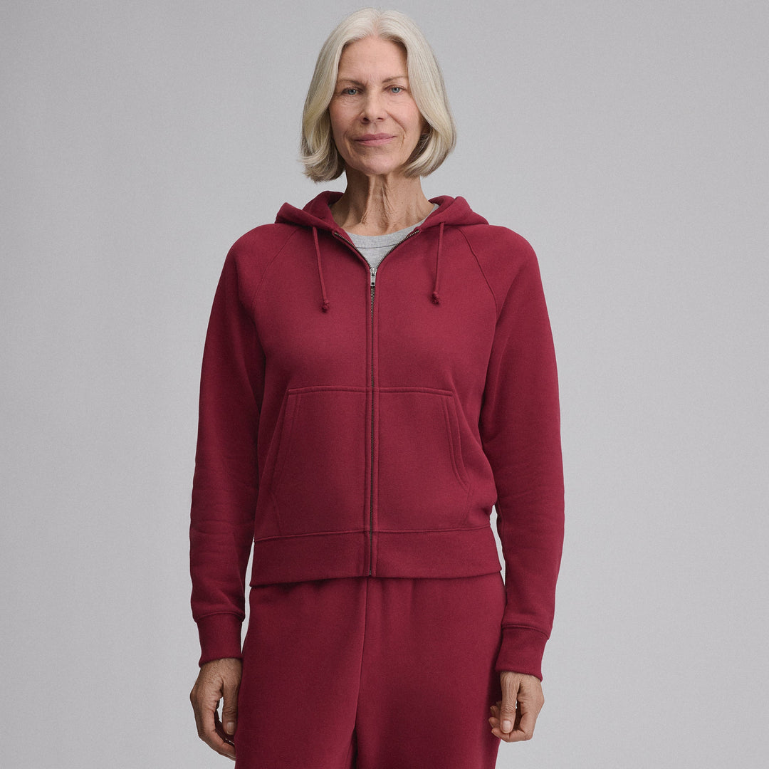 Women's full-zip hooded sweatshirt with long sleeves and front pockets