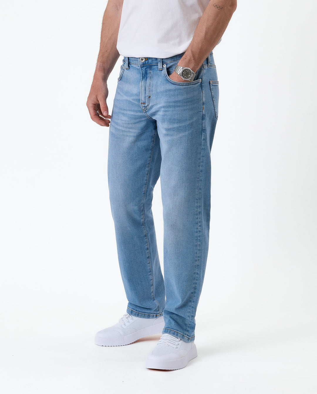 Men's light blue classic straight-leg jeans with five pockets