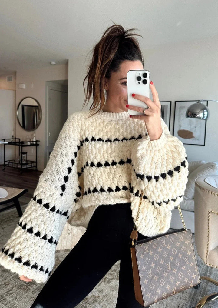 Women's geometric pattern crew neck jumper with long sleeves