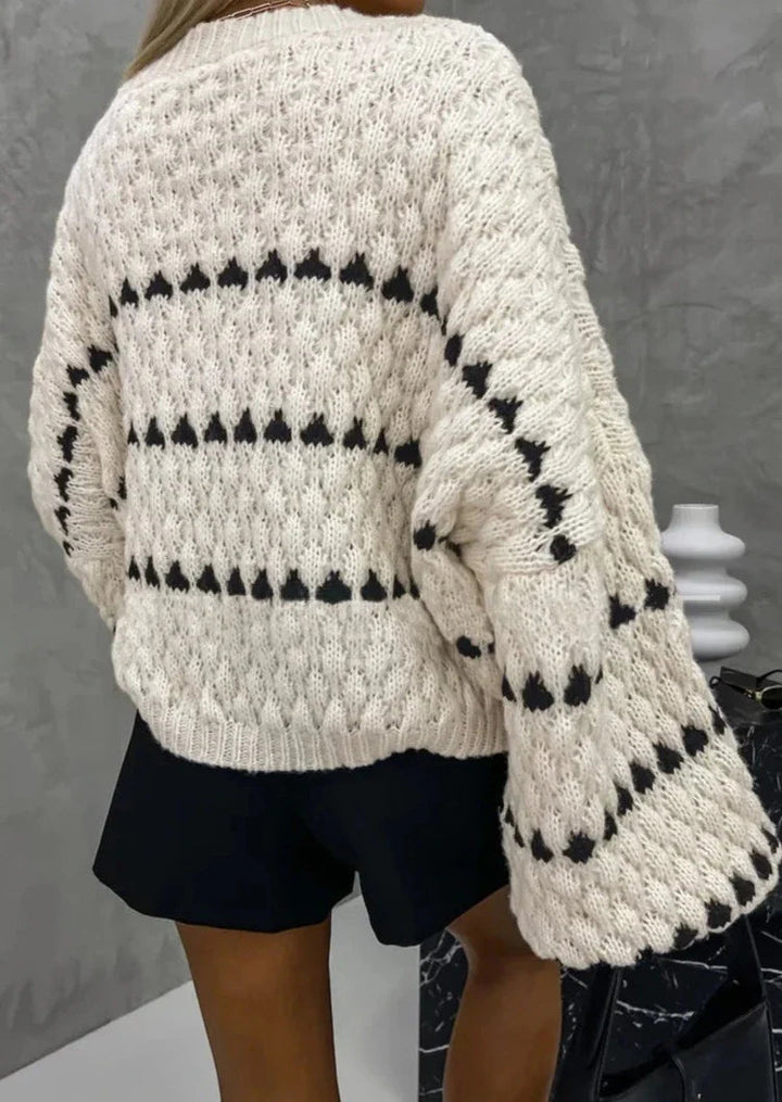 Women's geometric pattern crew neck jumper with long sleeves