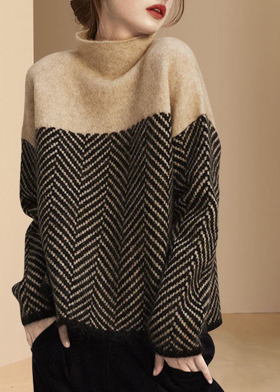 Women's geometric patchwork knit jumper with turtleneck and long sleeves