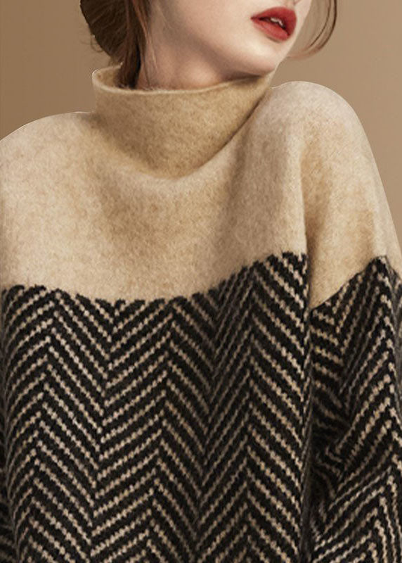 Women's geometric patchwork knit jumper with turtleneck and long sleeves