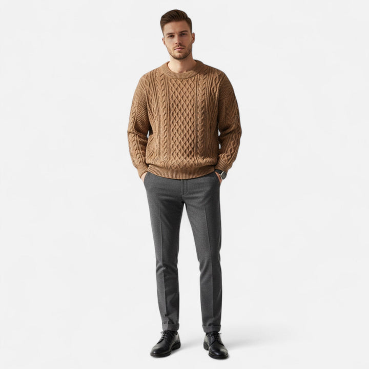 Men's cable knit crew neck jumper
