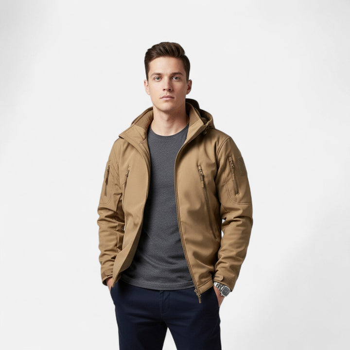 Men's hooded jacket with zipped pockets