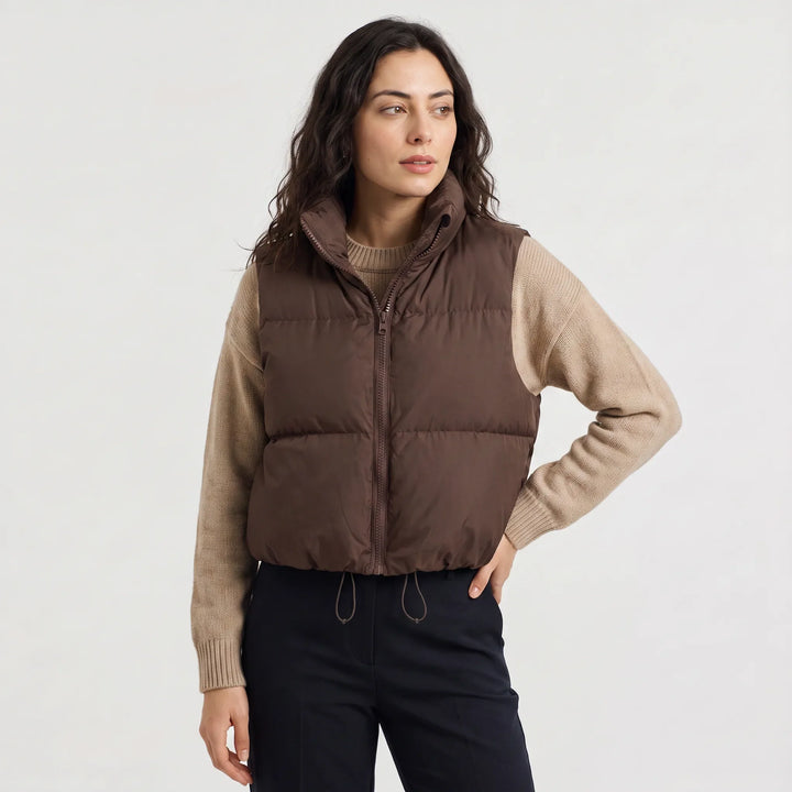 Women's cropped quilted puffer gilet with high collar and front zip