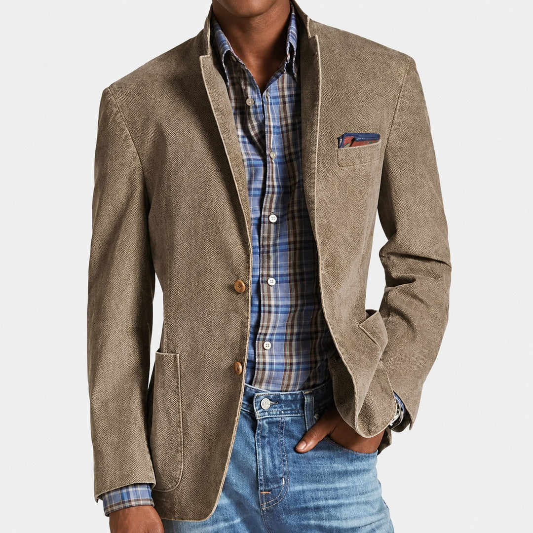 Men's single-breasted blazer with notched lapels, long sleeves and patch pockets