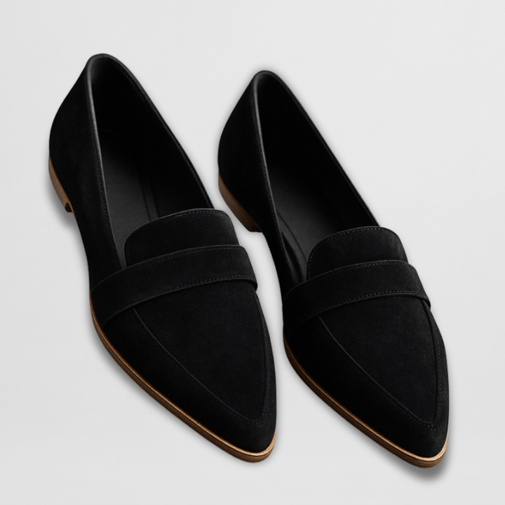 Women's slip-on loafer with flat sole in tan and grey
