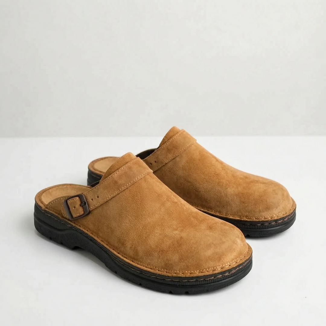 Men's closed-toe mule shoes with buckle strap and flat sole