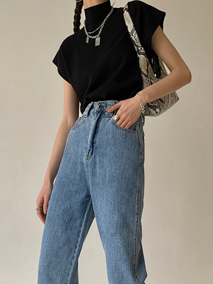 Women's plain mock neck knitted top with short sleeves