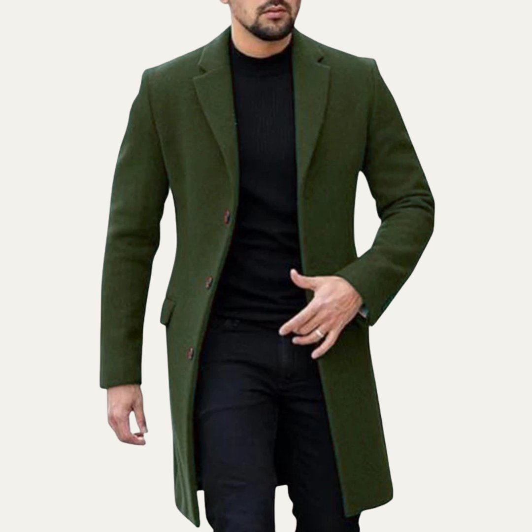 Men's longline single-breasted overcoat with notch lapels and button fastening