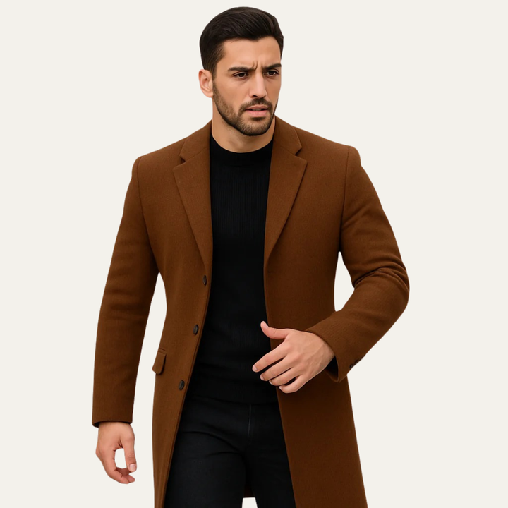 Men's longline single-breasted overcoat with notch lapels and button fastening