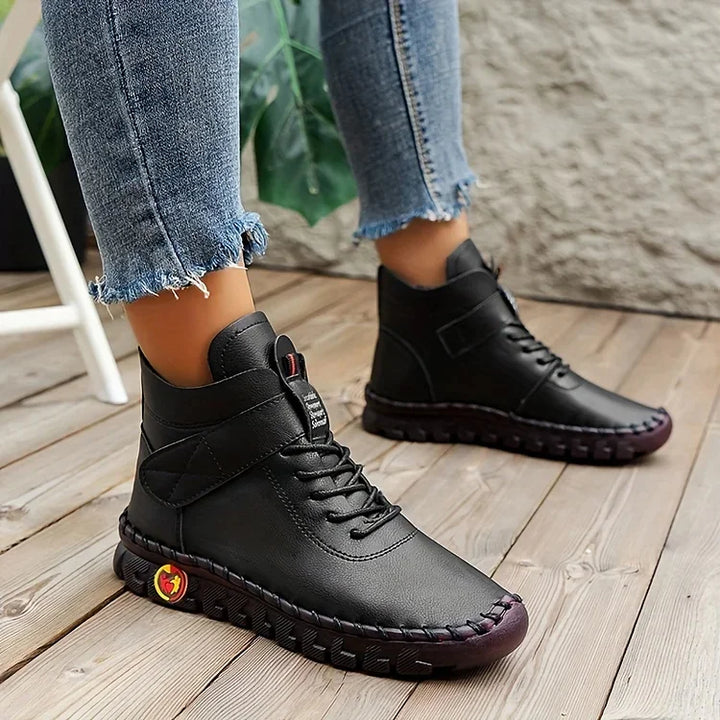 Women's orthopaedic lace-up ankle boots with side zip