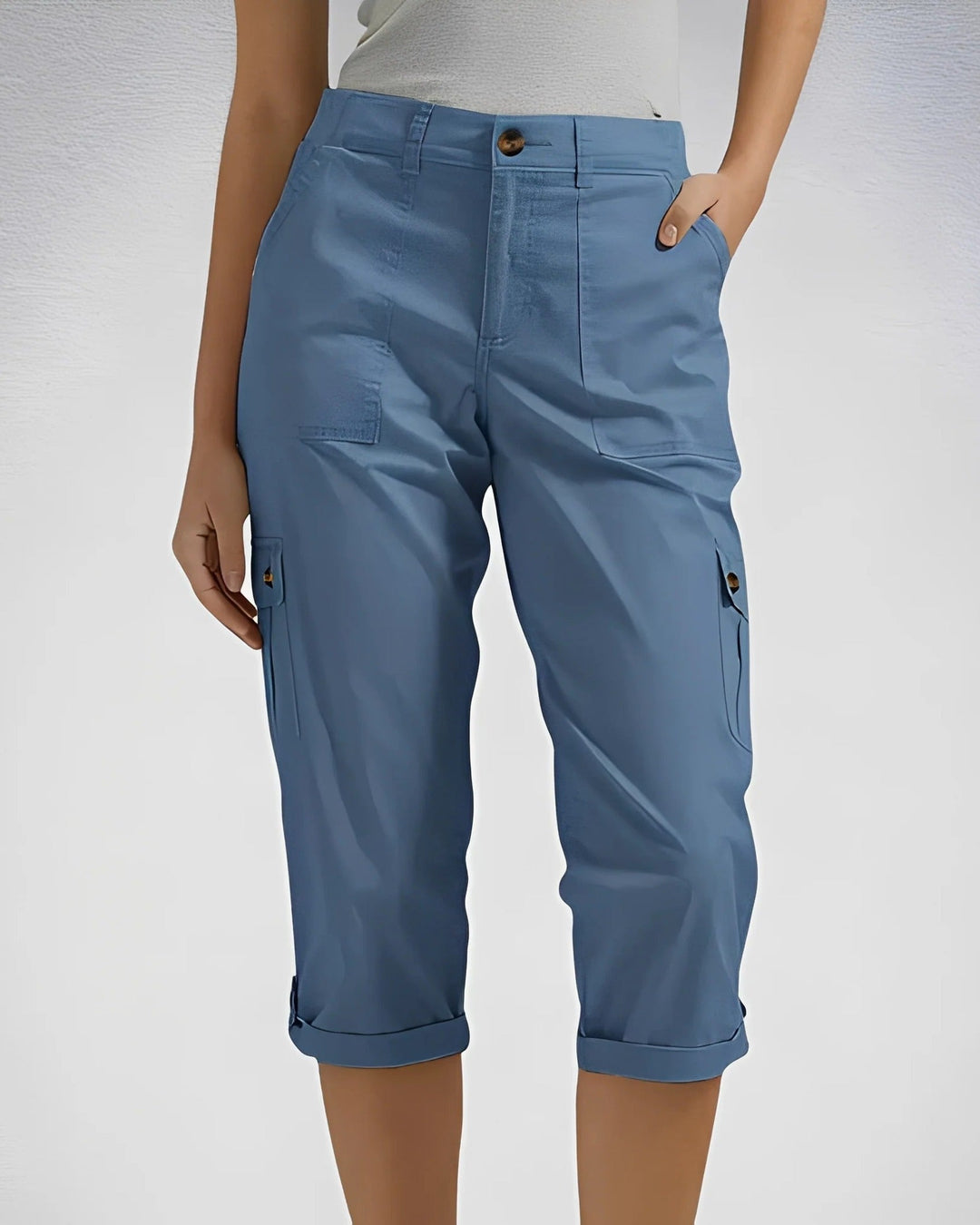 Women's cropped cargo trousers with cuffed hems and multiple pockets