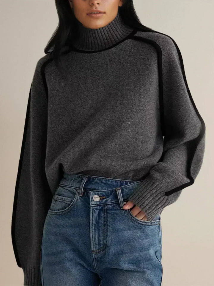 Women's oversized turtleneck jumper with contrast trim and long sleeves