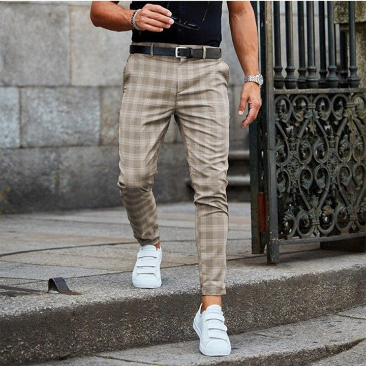 Men's checked slim fit trousers with tapered legs